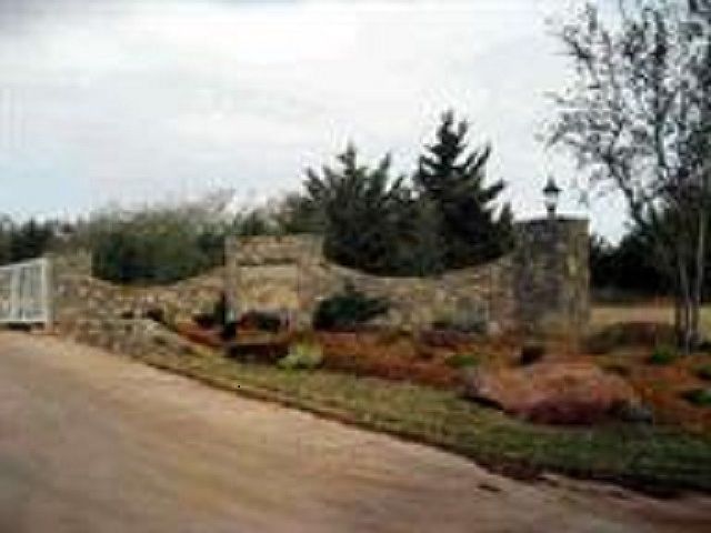 2nd image of 5019 W Briarcreek Dr