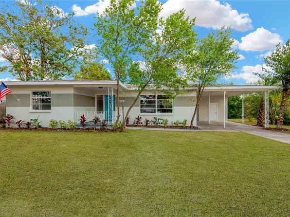 9229 Overlook Dr, Temple Terrace, FL 33617