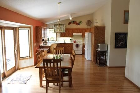 Large/Lovely Dining/Kitchen