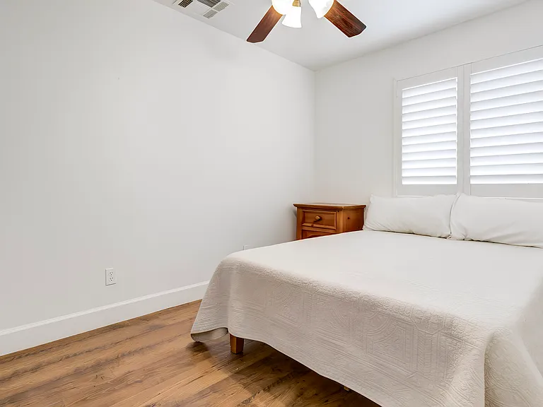 Full bed with walk in closet