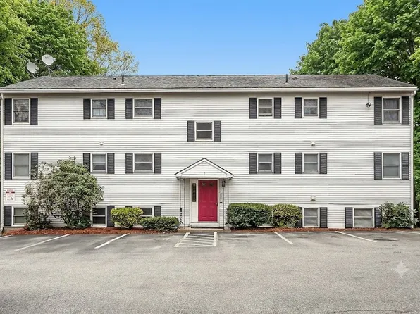3 Stockholm St APT 3B, Worcester, MA 01607