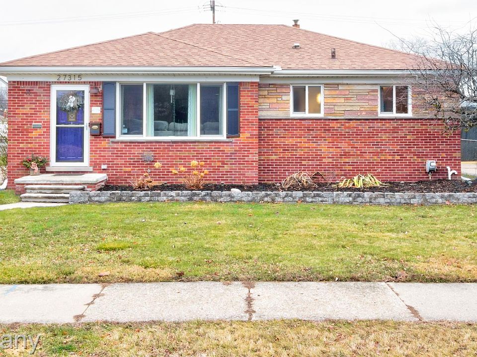 1st image of 27315 Groveland St
