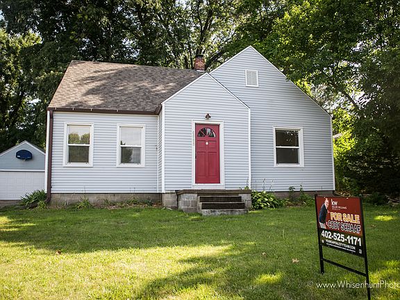 4th image of 6055 Vine St