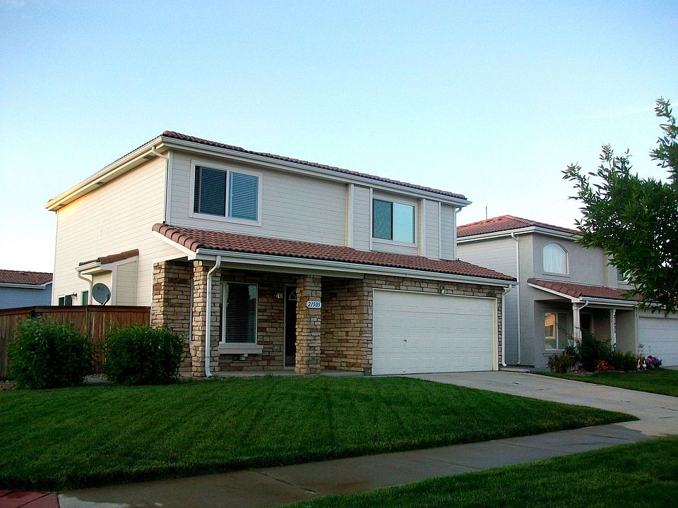 2nd image of 21505 E 39th Ave