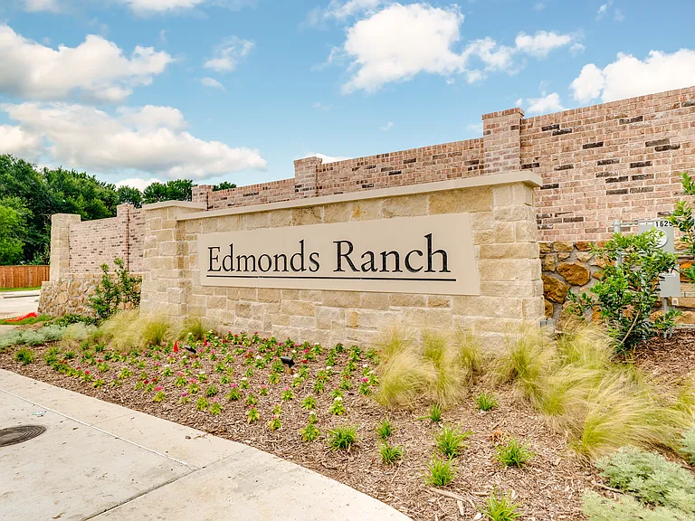 The beautiful monument welcomes residents and visitors into this wonderful community.