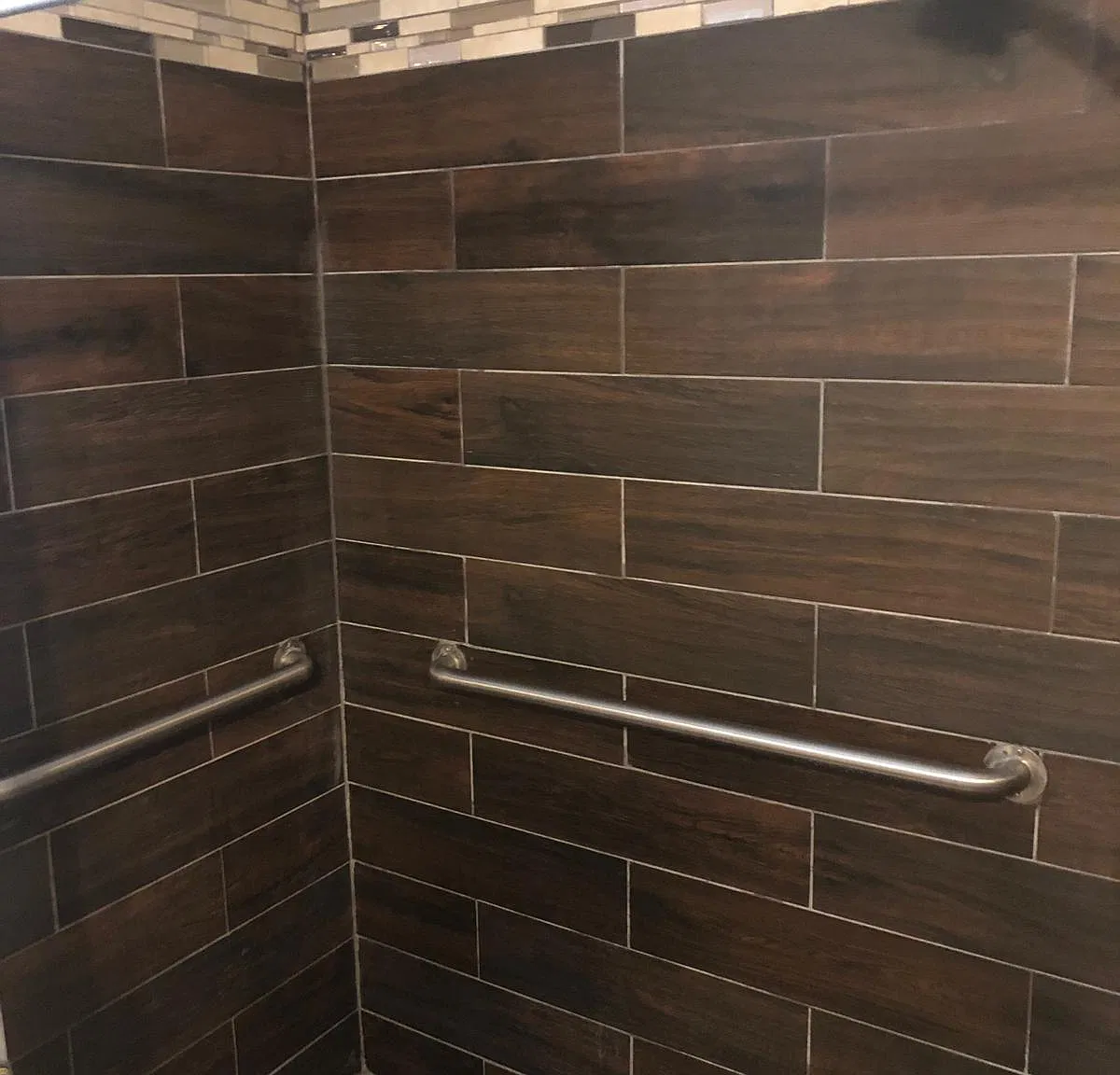 3 bed, 2300 sqft, $2,400 — Photo 3