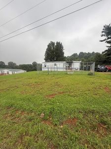 200 Weddle St, Hillsville, VA, 24343