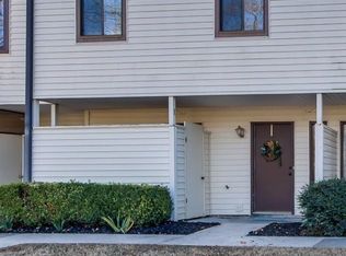 136 Shockley St, Taylors, SC 29687