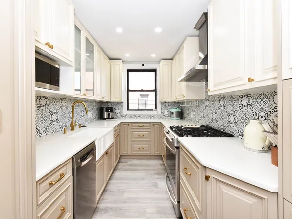 2680 East 19th Street image 10 of 20