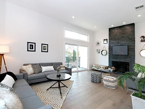 3rd image of 5707 Eaton St