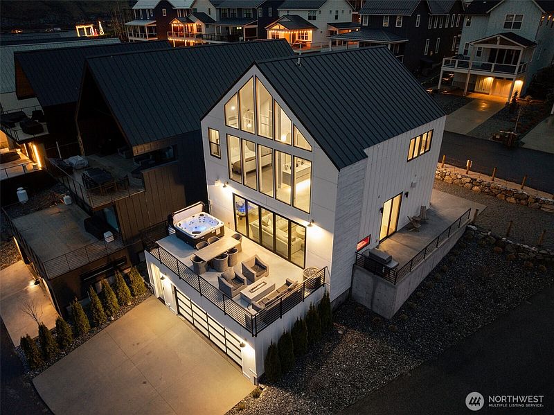 5th image of 1302 Dragonfly Court