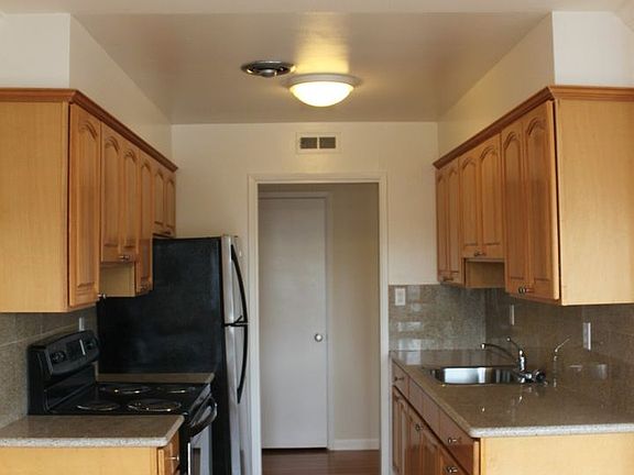 5th image of 7630 Geary Blvd APT 102