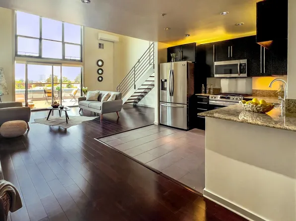 1001 46th St Unit 320, Emeryville, CA 94608