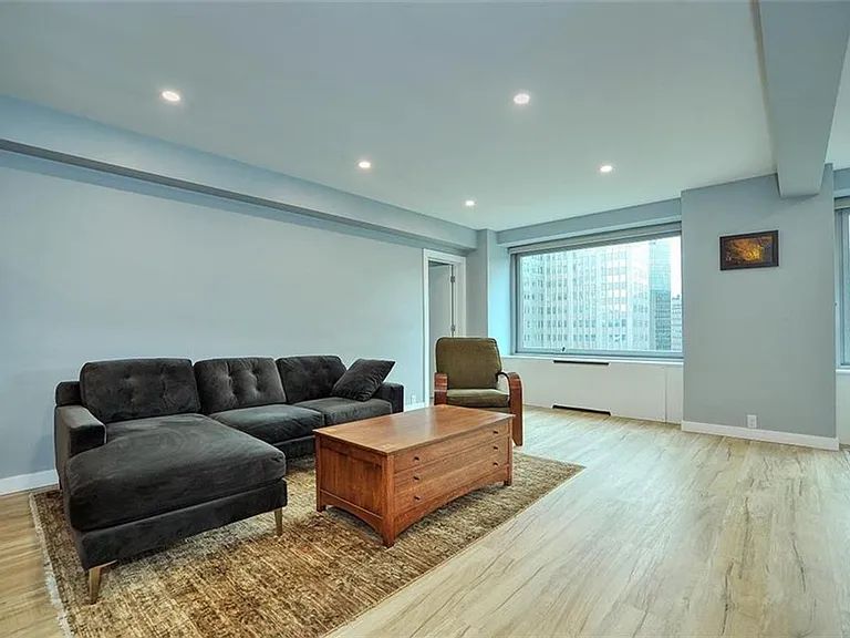 320 Fort Duquesne Blvd #12M — Photo 10