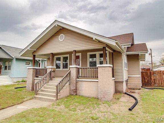 2nd image of 553 Whitelaw Ave