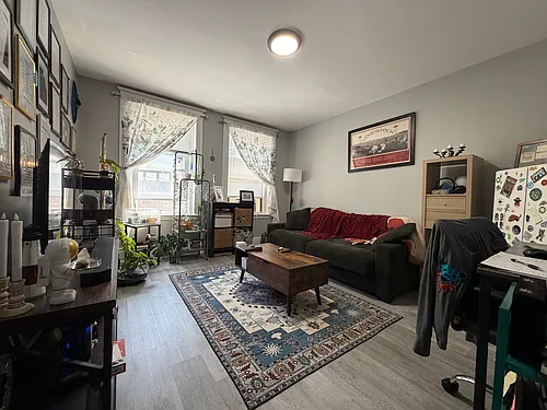 376 Riverway Photo 1