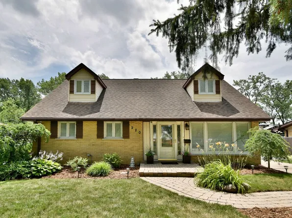 220 E Park Ave, Bloomingdale, IL 60108