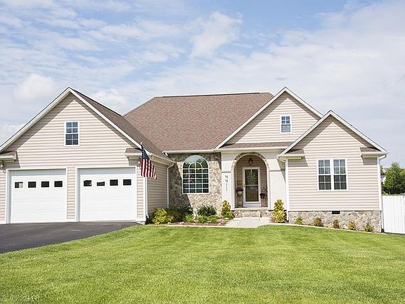 2nd image of 4411 Fairview Dr