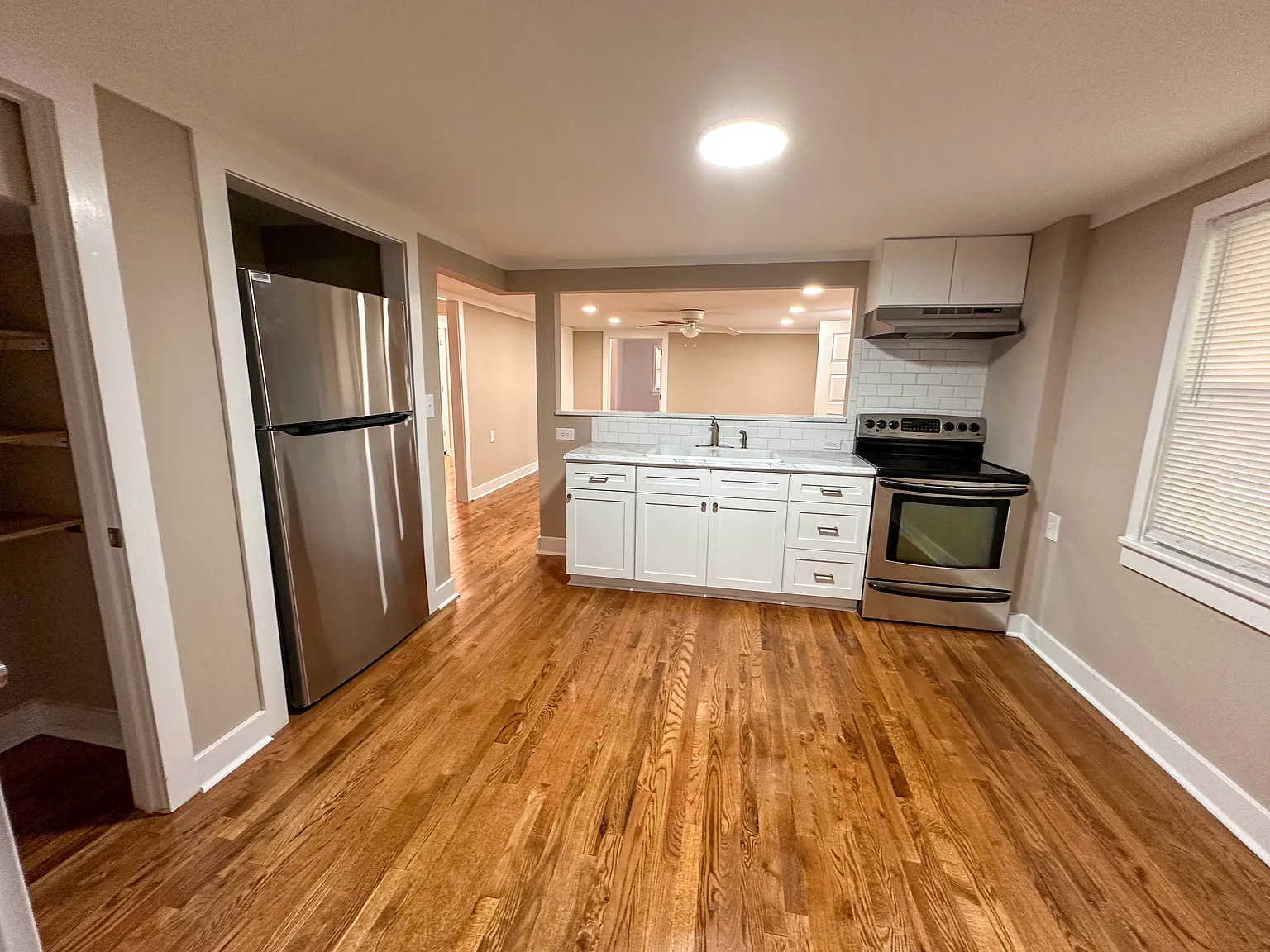 3 bed, 1328 sqft, $1,800 — Photo 3