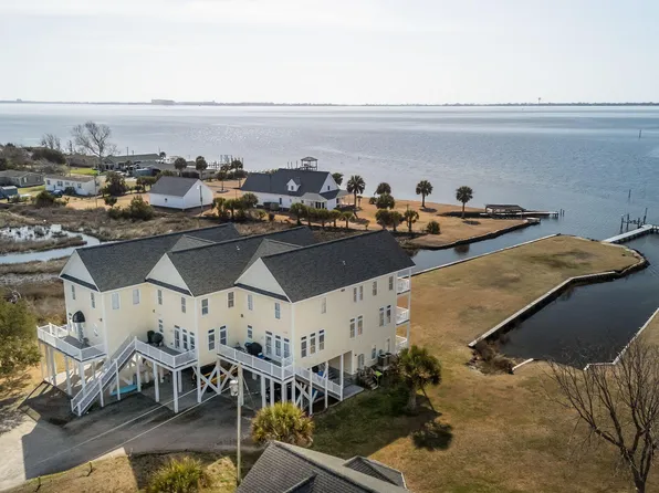 134 Water Lane, Newport, NC 28570