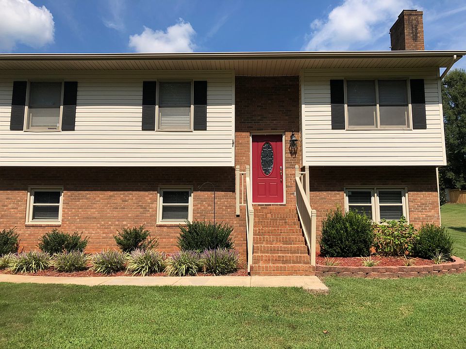 1st image of 126 Partridge Hill Ln