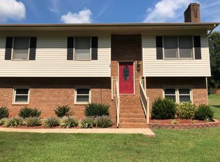 126 Partridge Hill Ln, Statesville, NC 28625