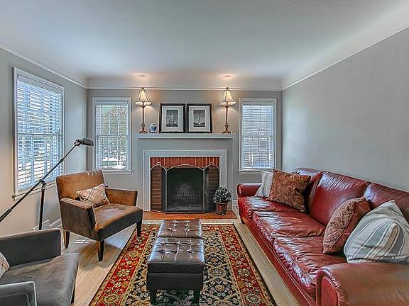 3rd image of 4128 Wooddale Ave S