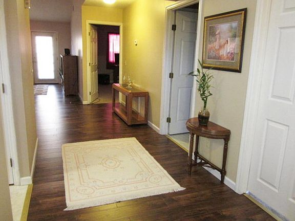 5th image of 219 Buckingham Ct #4