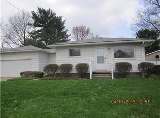 654 Caine Rd, Akron, OH 44312