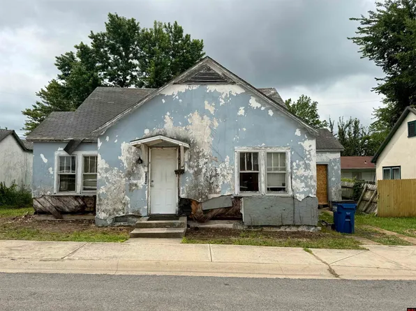 304 W 1st St, Mountain Home, AR 72653