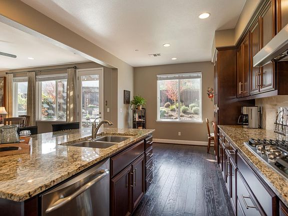 2nd image of 5837 Casita Way
