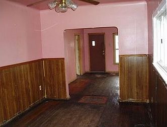 4th image of 2025 W Buena Vista St
