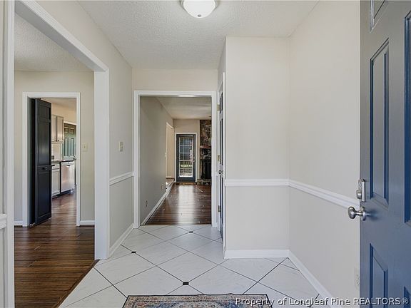 4th image of 2241 Dockvale Dr