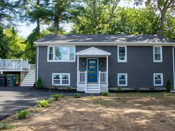 Pine Ln, Coventry, RI 02816