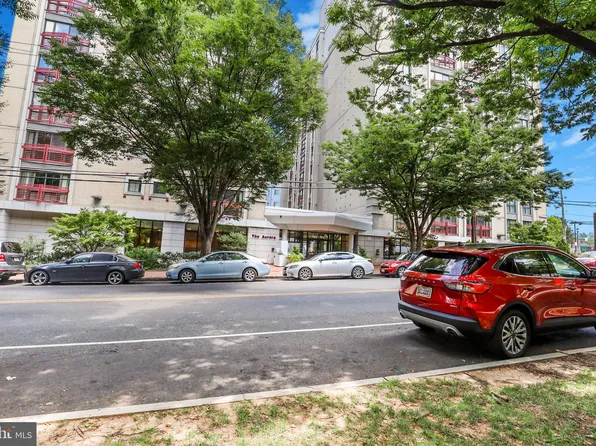 7923 Eastern Ave APT 301, Silver Spring, MD 20910
