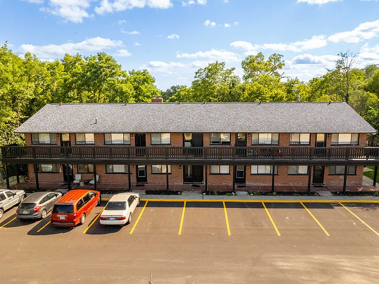 10612 Grand River Ave #5 — Photo 1