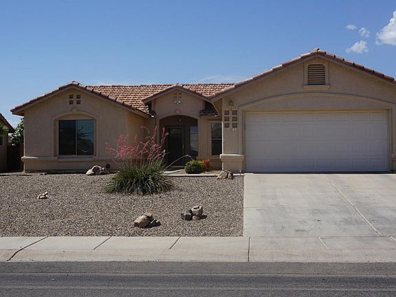 2nd image of 2926 Plaza De Viola
