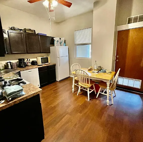 3848 W Roscoe St #1 — Photo 4