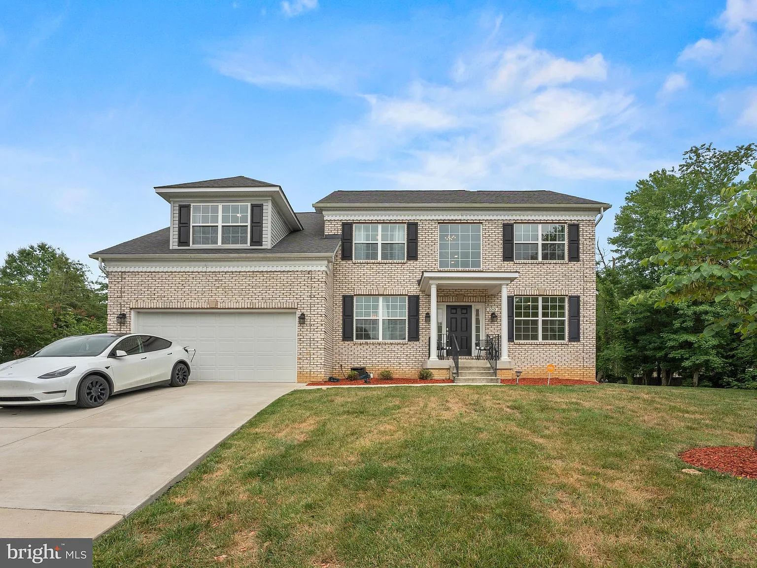 5 bed, 3.5 bath, 3008 sqft, $4,000 — Photo 1