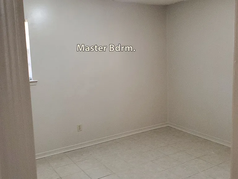 2012 Riverside Dr — Photo 10