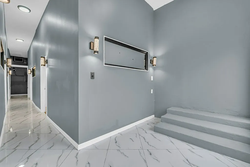 5 bed, 1177 sqft, $1,895 — Photo 4