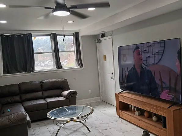 274 College Dr, Edison, NJ 08817