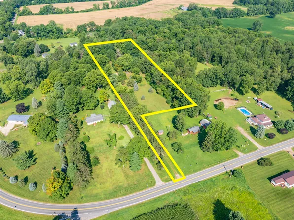 5121 Eleven Mile Rd, Burlington, MI 49029