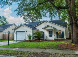 1983 Armory Dr, Mount Pleasant, SC 29466