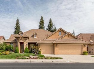125 W Athens Ave, Clovis, CA 93611