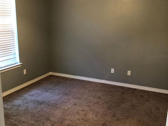 4th image of 5421 Bellefield Dr N