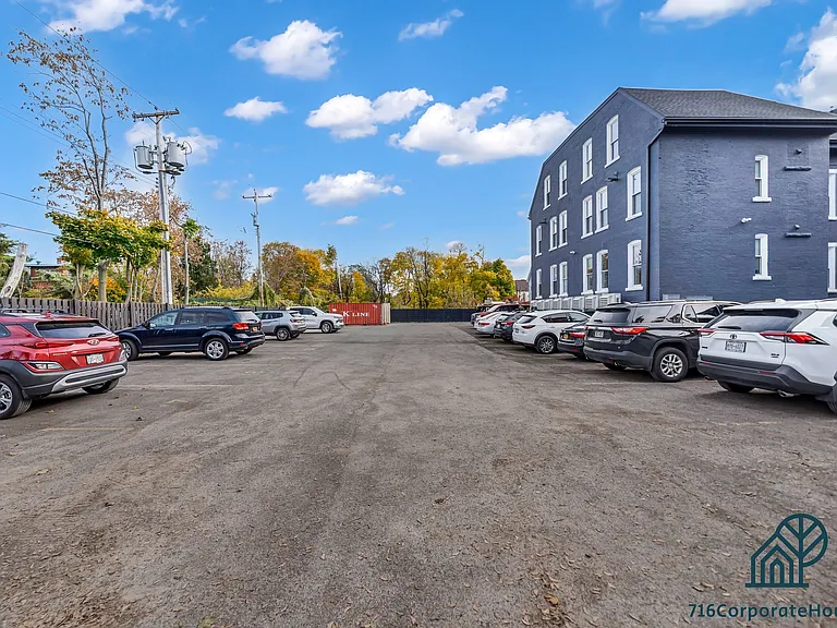 44 E Utica St #2B — Photo 19