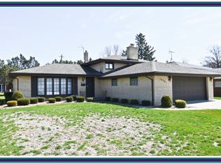 18501 Locust St, Lansing, IL 60438