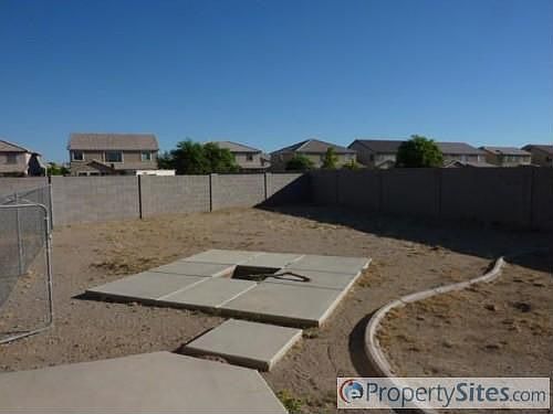 3rd image of 40995 N Pinon Ln