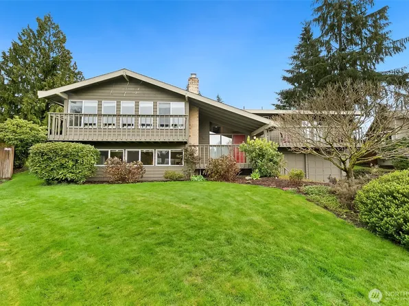 8209 211th Place SW, Edmonds, WA 98026
